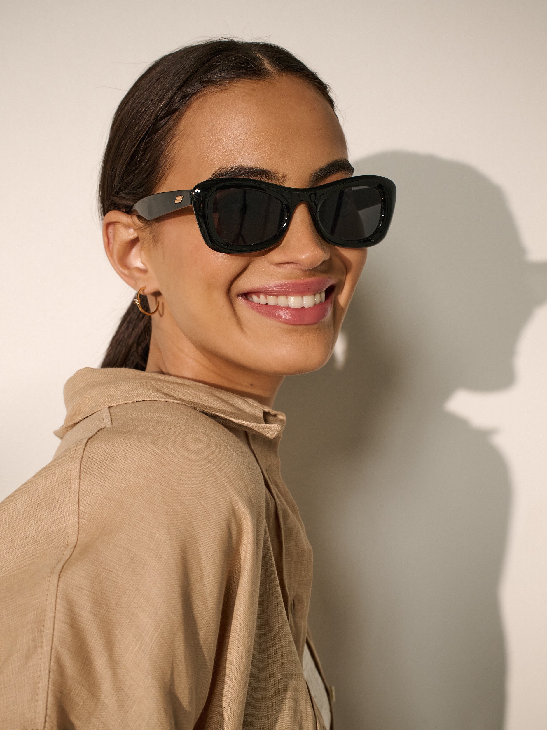Tiarnie Retro Oval Sunglasses (2col)