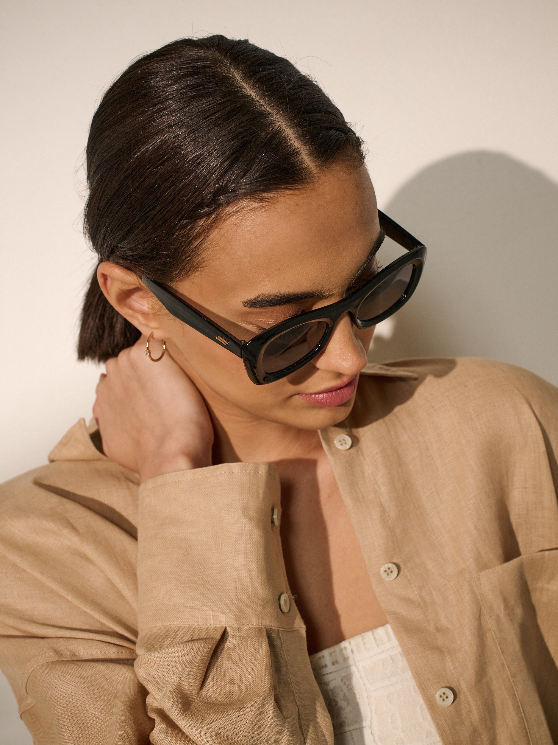 Tiarnie Retro Oval Sunglasses (2col)