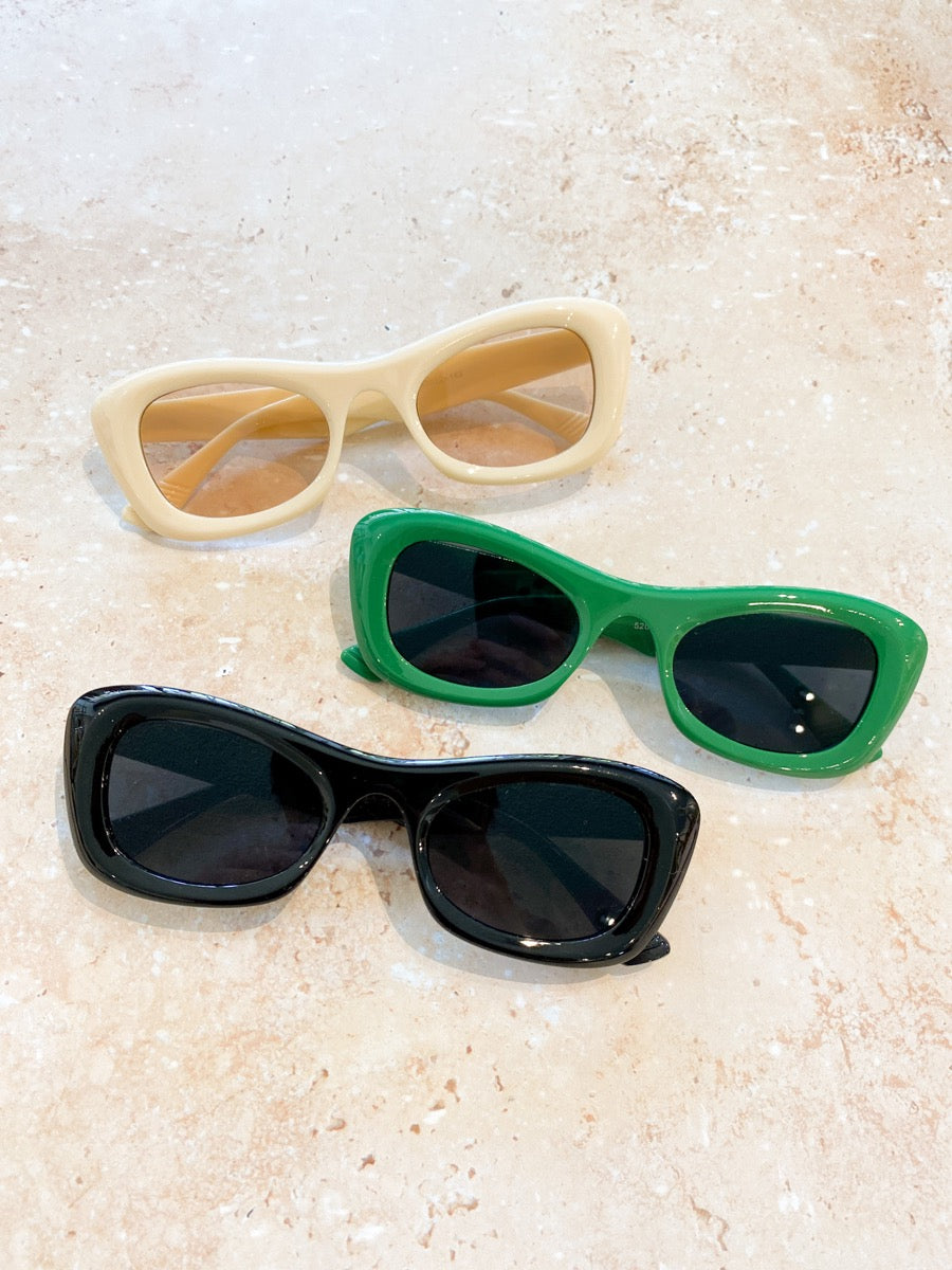 Tiarnie Retro Oval Sunglasses (2col)