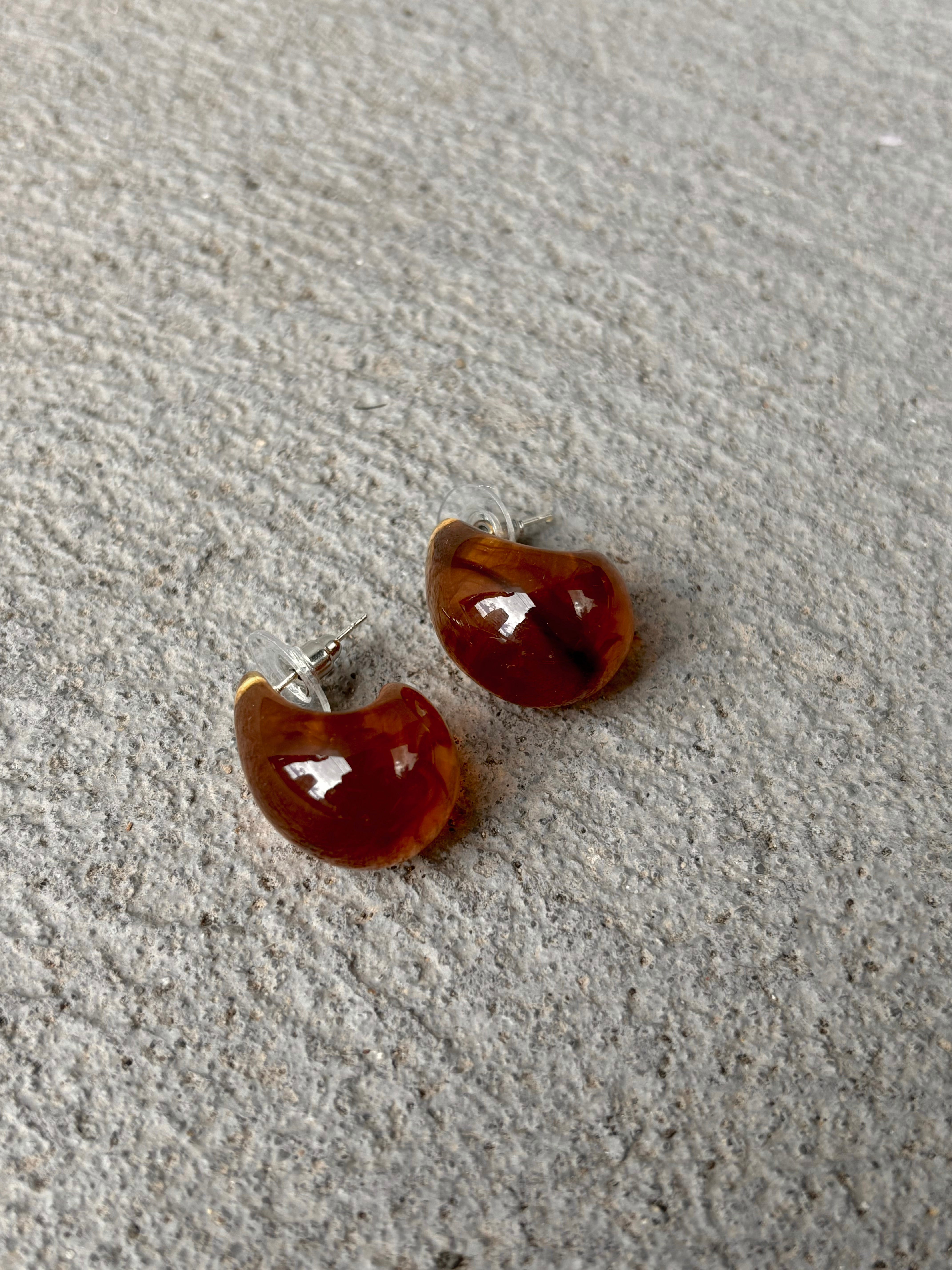 Amber Resin Droplet Earrings
