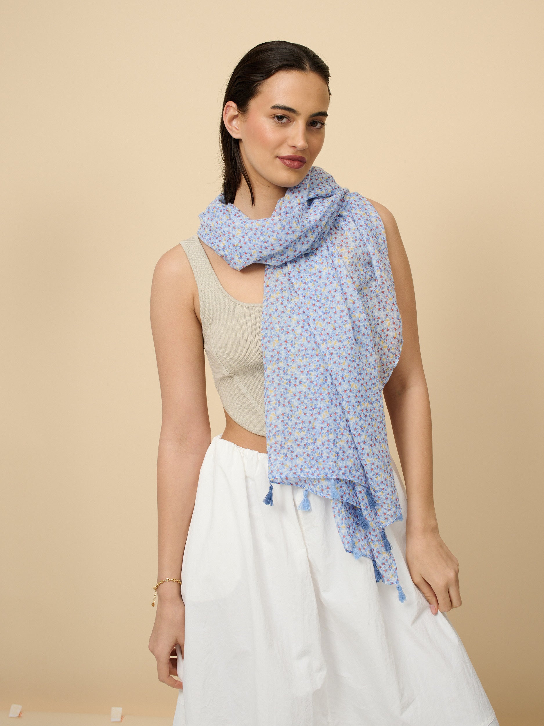 Ditsy Floral Print Lightweight Scarf