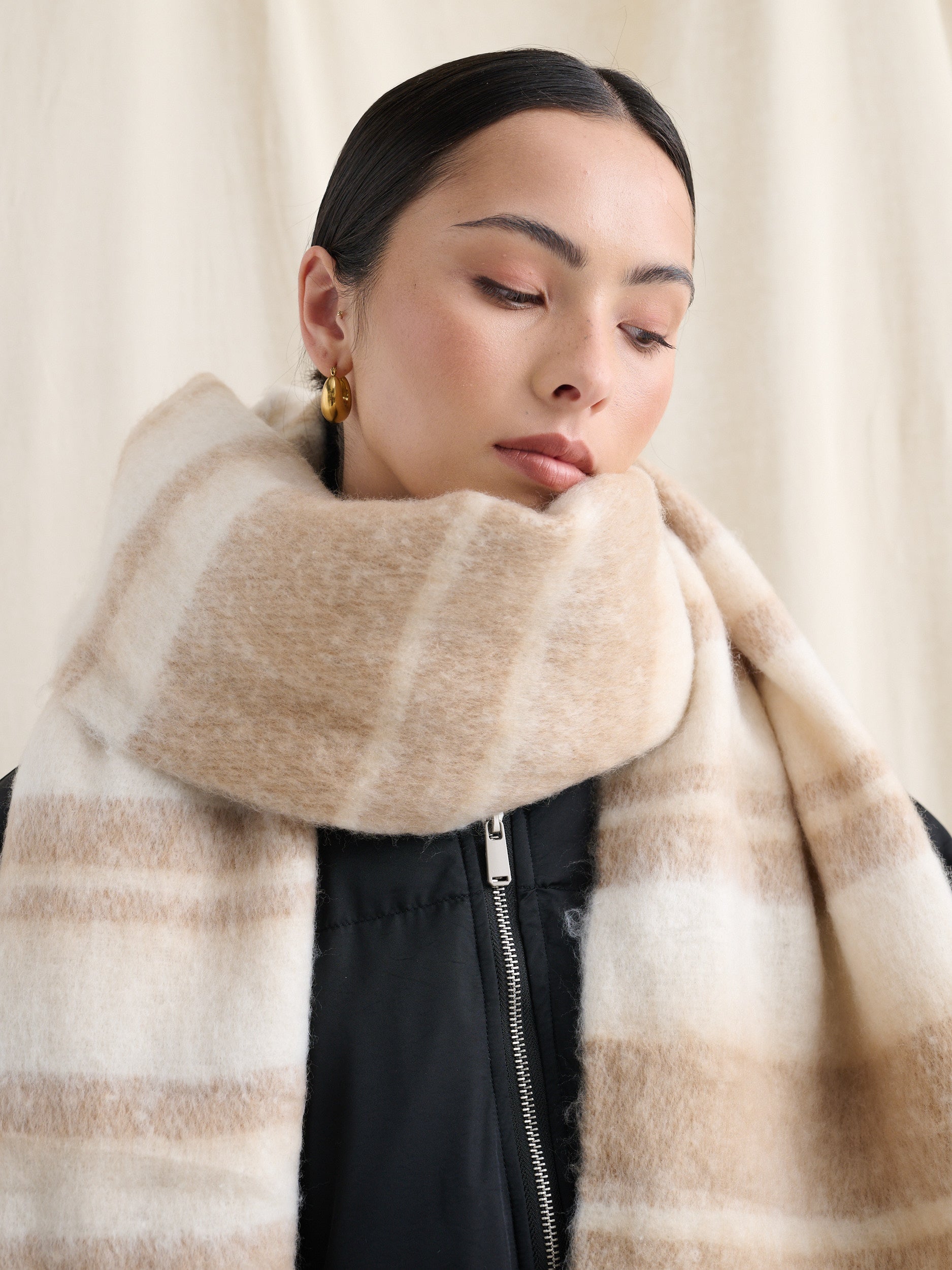 [Restocked] Soft Neutral Stripes Fluffy Scarf - Brown