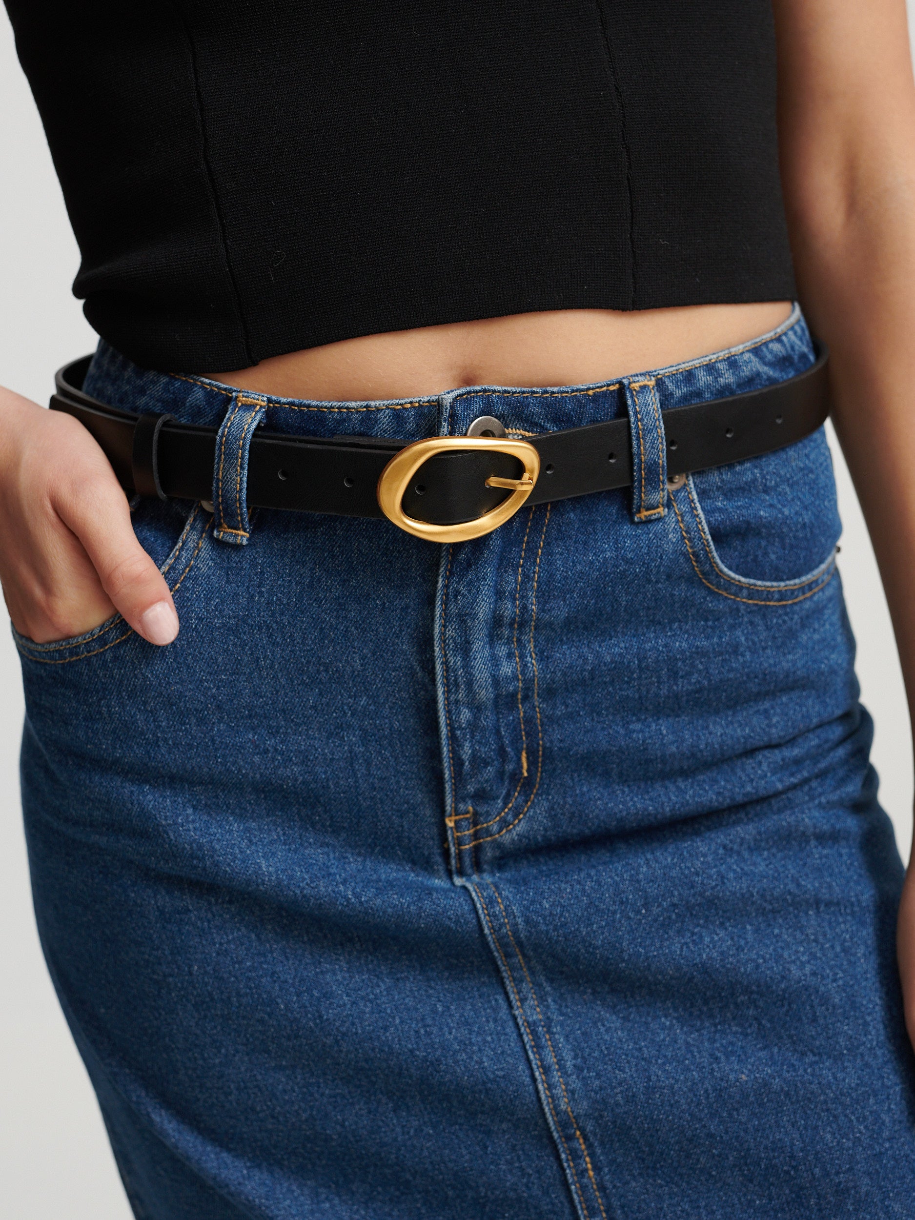 [Restocked] Oval Buckle PU Leather Belt