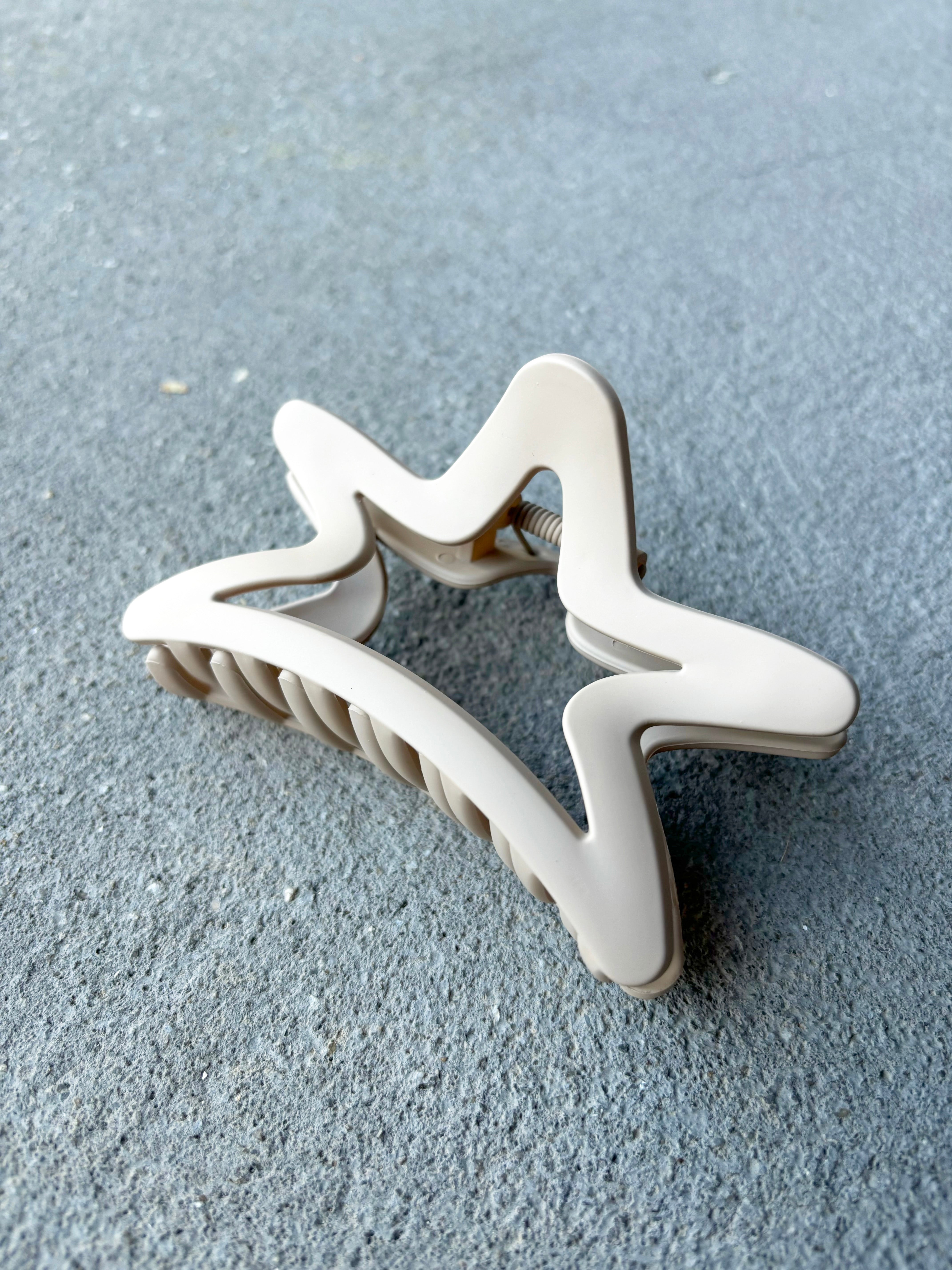 Matte Star Hair Claw Clips (2col)