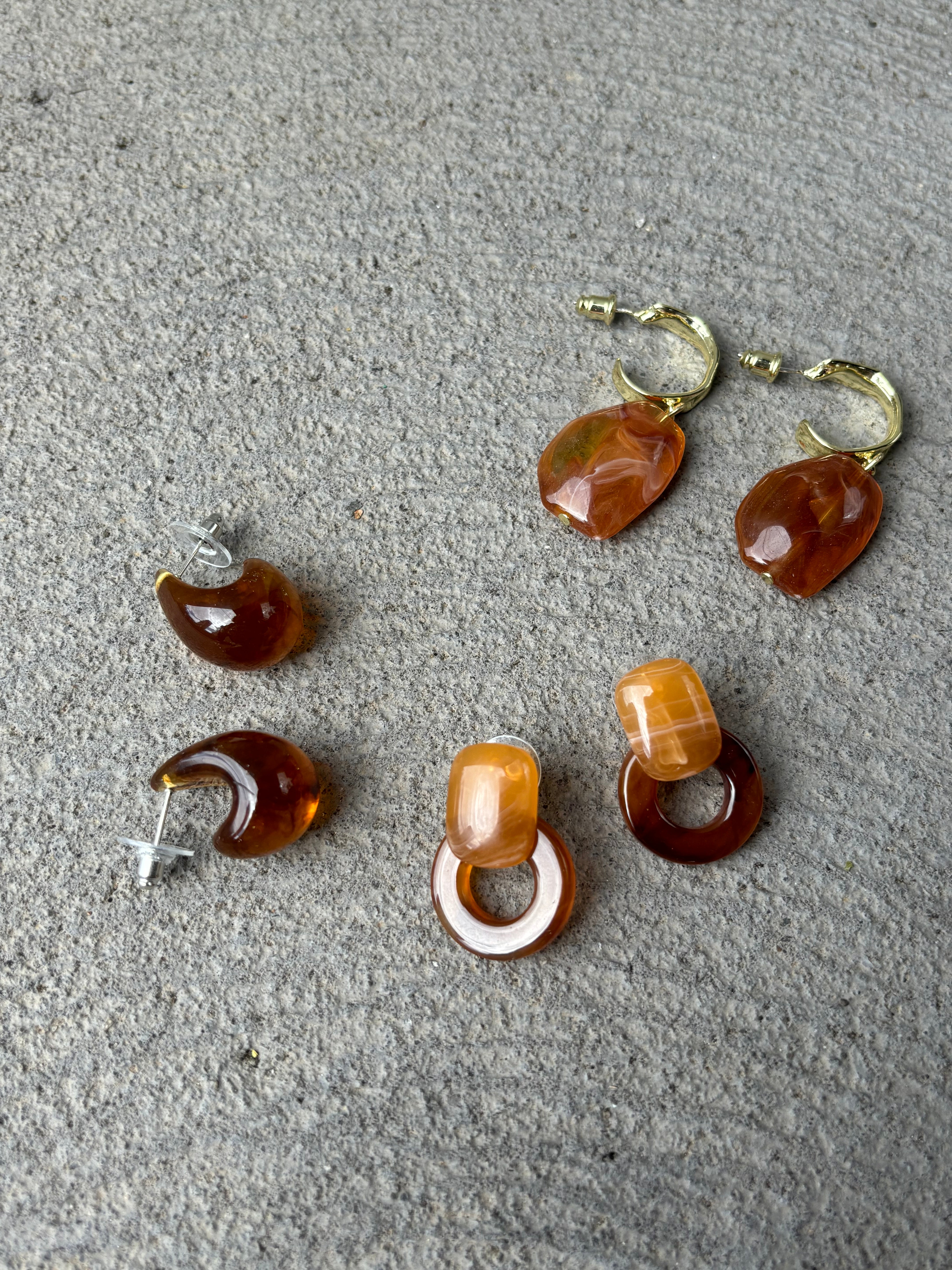 Amber Resin Droplet Earrings