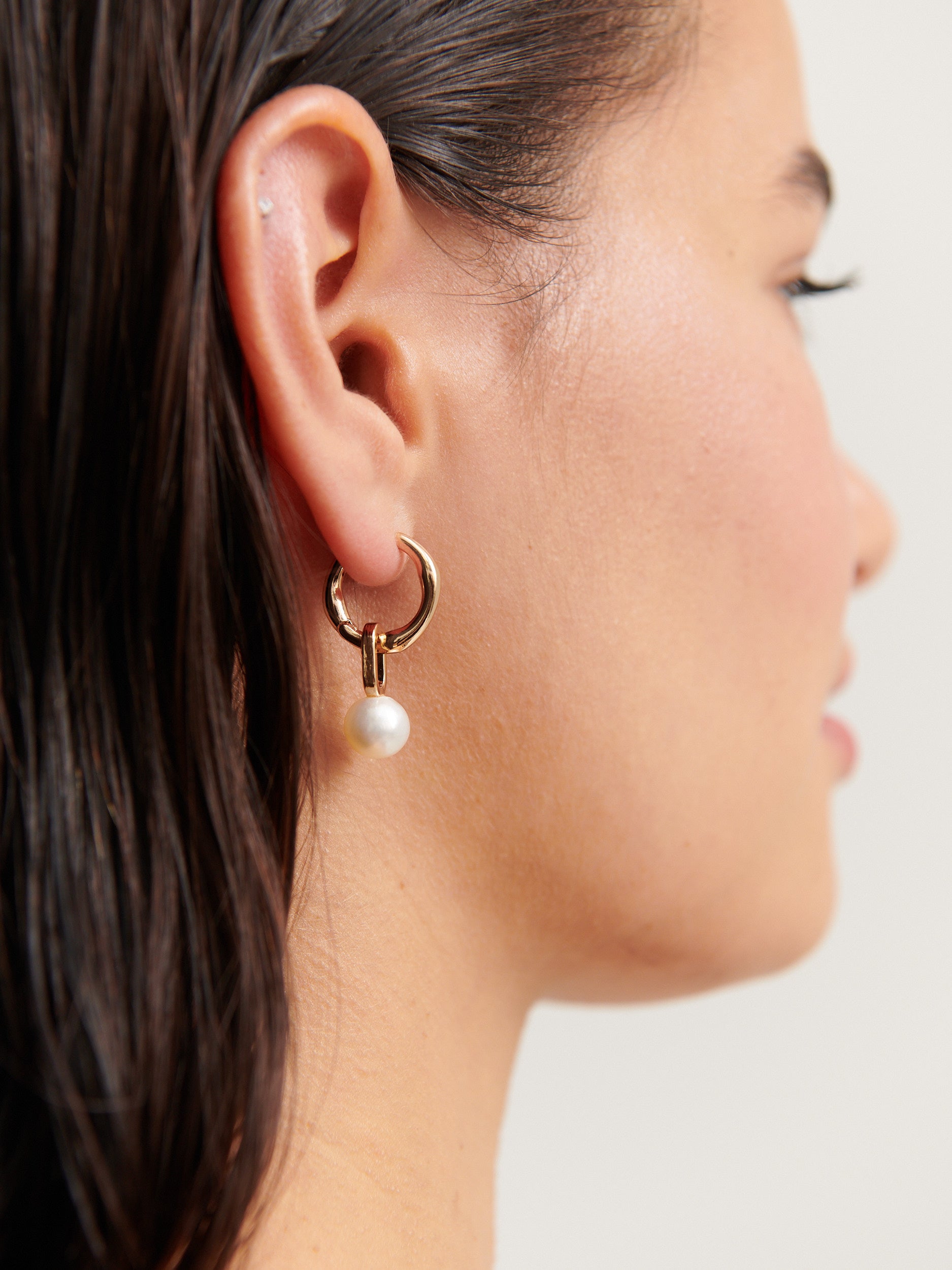 Bella Hoop Pearl 18K Gold Plated Earrings