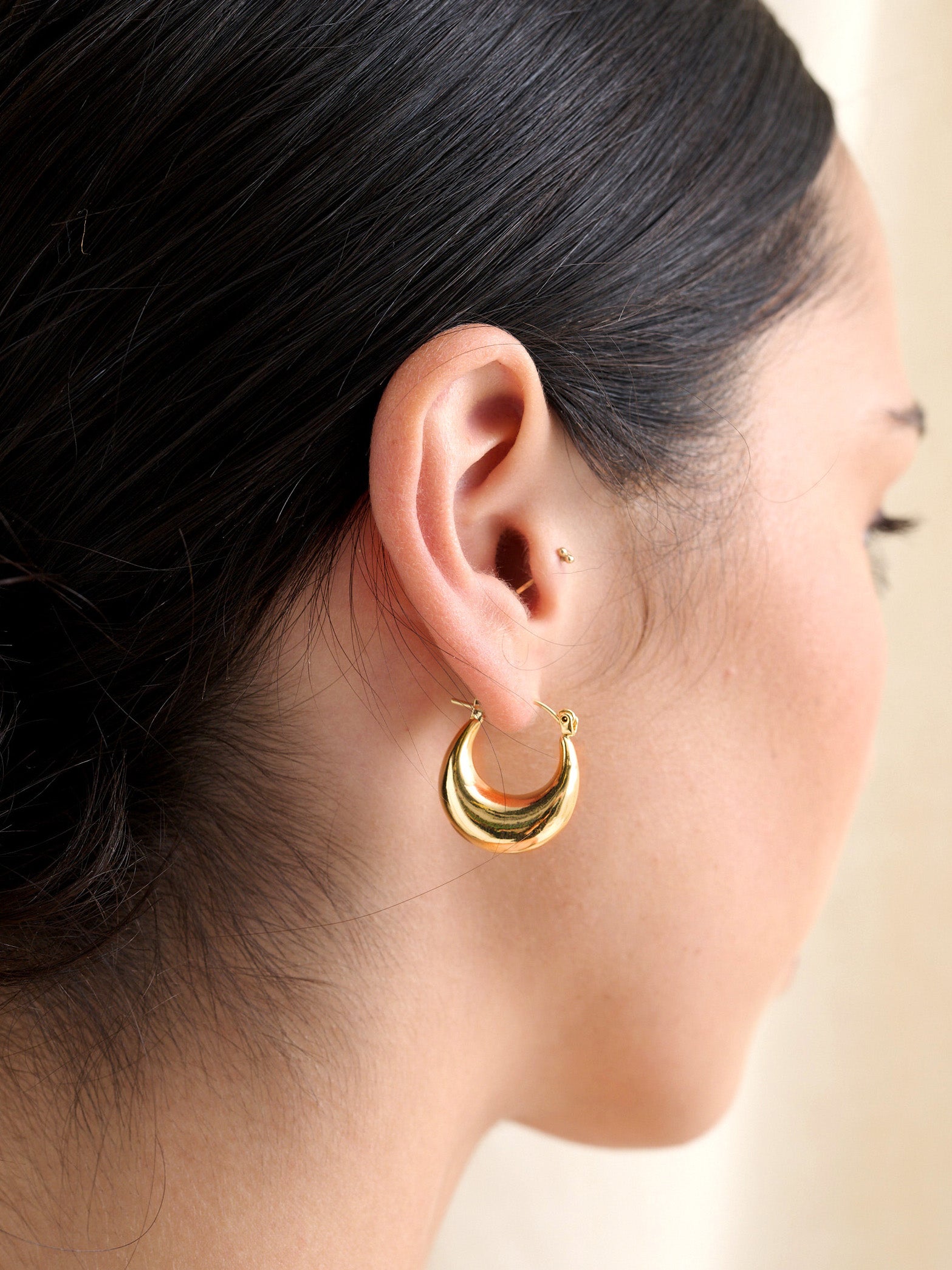 Linda Hoop 18K Gold Plated Earrings