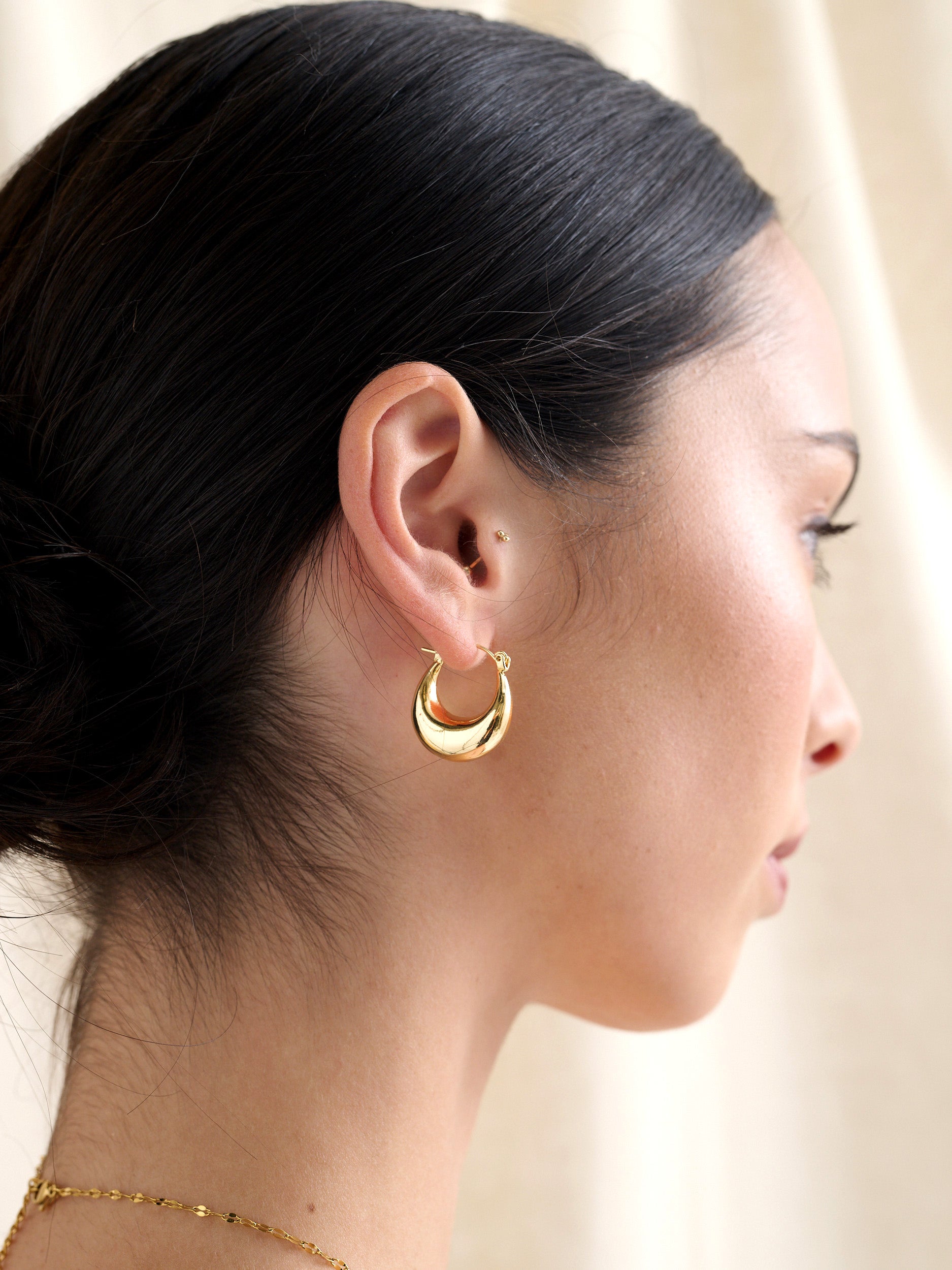 Linda Hoop 18K Gold Plated Earrings