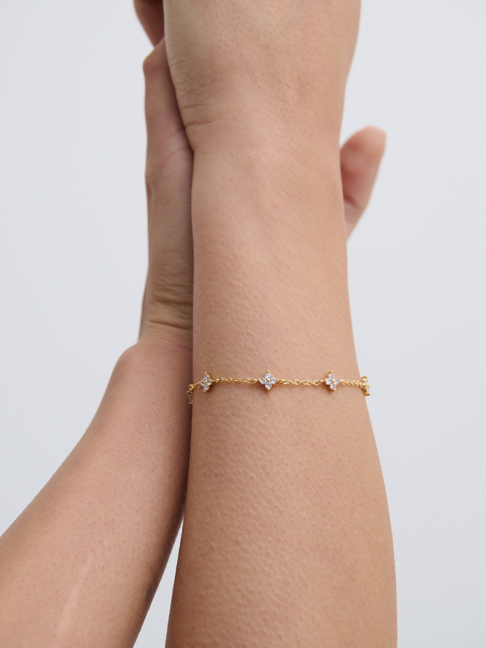 Dainty Clover Embellished 18K Gold Plated Bracelet