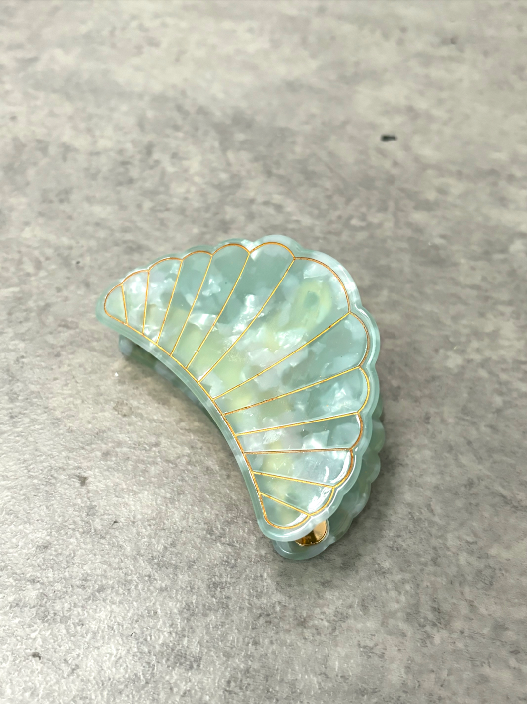 Lorne Summer Hair Claw Clip