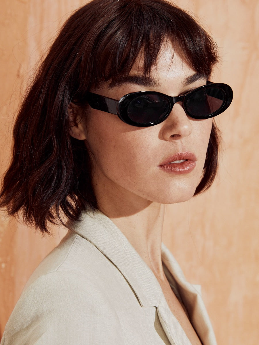 Isabella Retro Oval Sunglasses