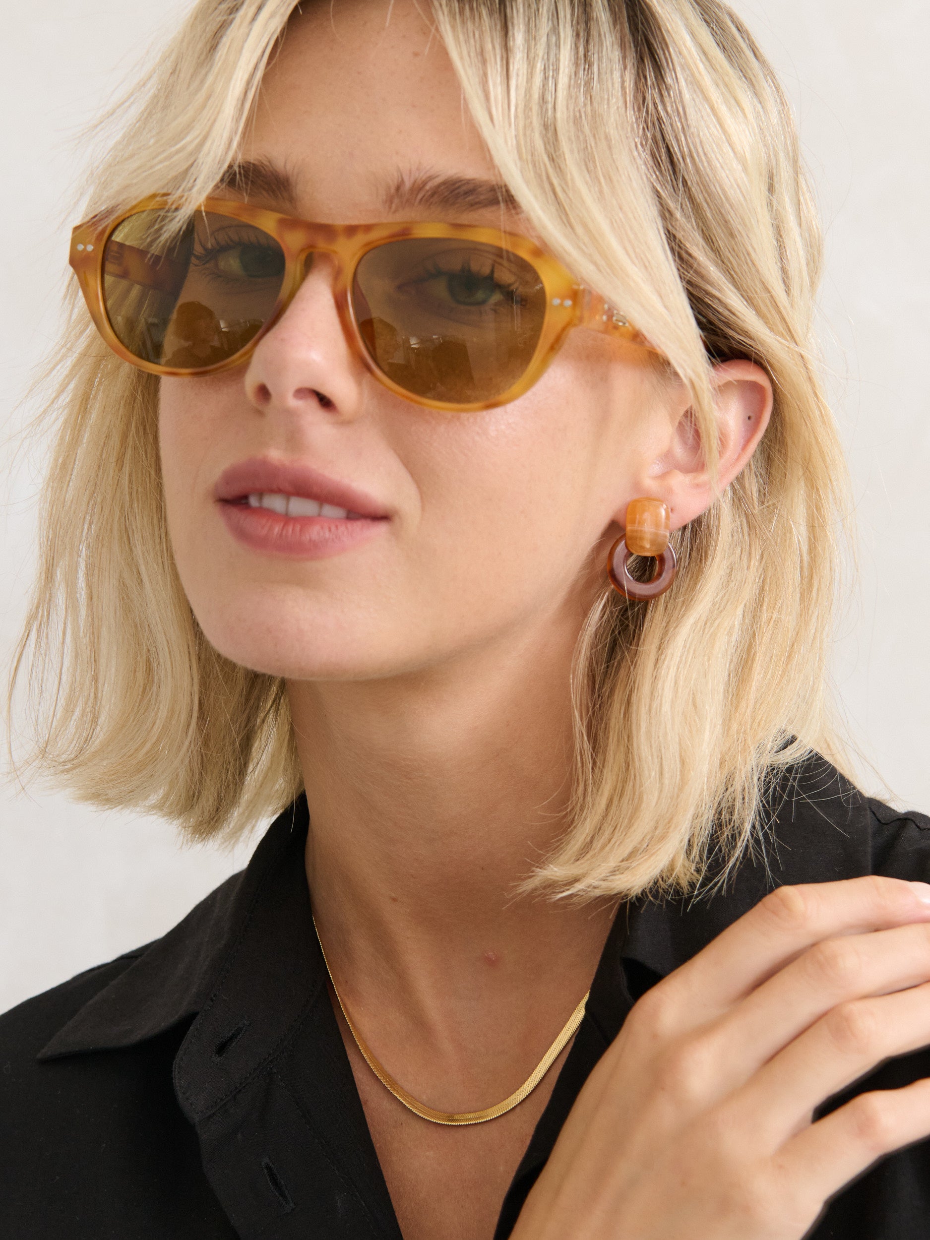 Blanc Round Frame Sunglasses in Vintage Tort