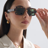 Sierra Square Frame Sunglasses in Tort