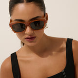 Ria Basic Square Sunglasses in Brown