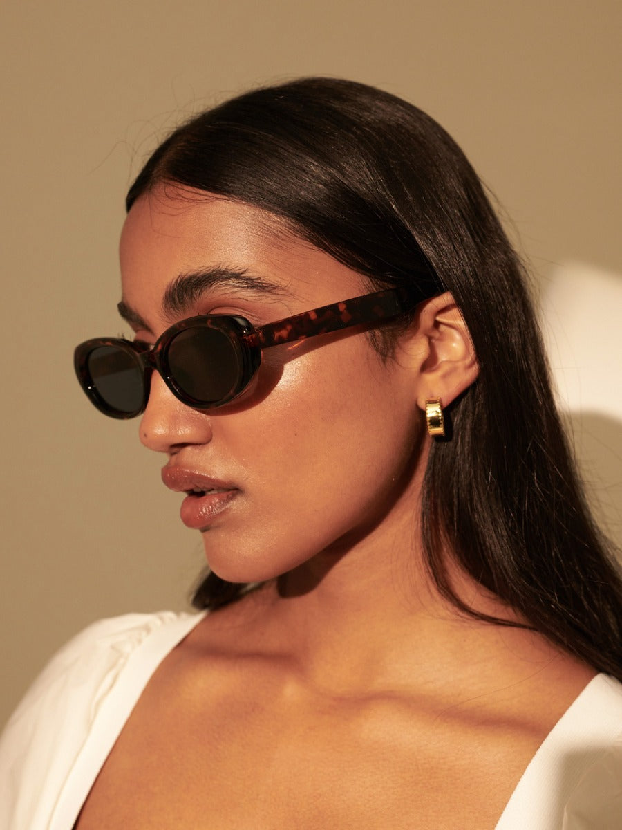 [Restocked] Mardi Oval  Retro Sunglasses