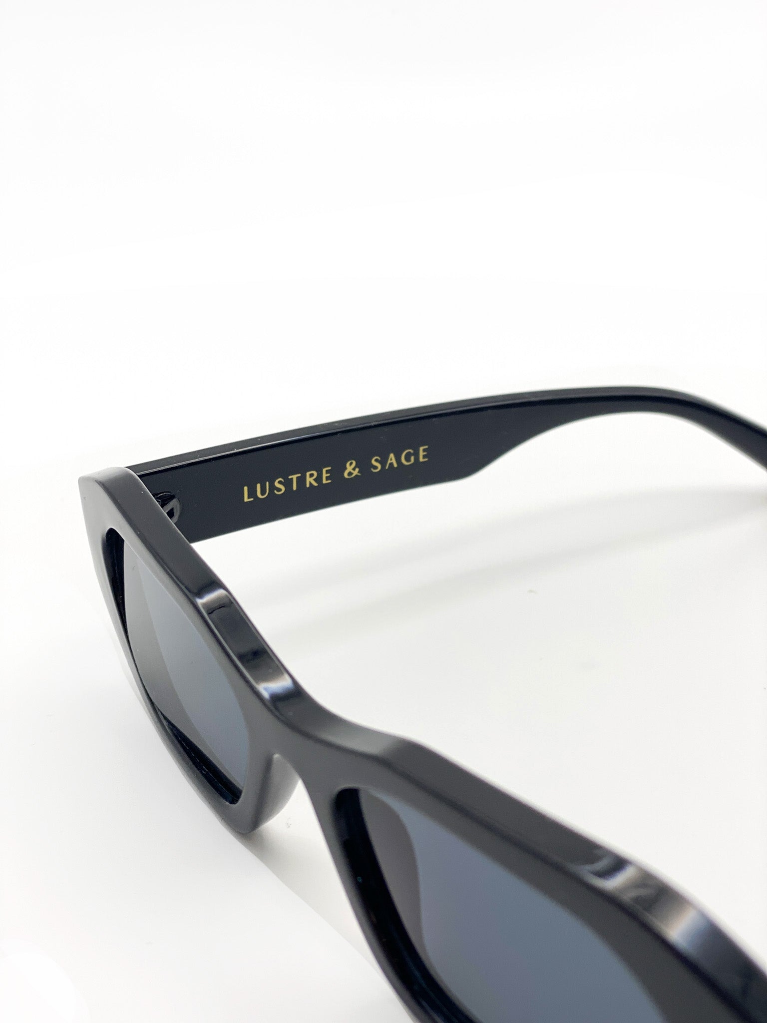 L&S Laila Square Frame Sunglasses in Black