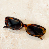 Cadie Oval Retro Sunglasses in Tort