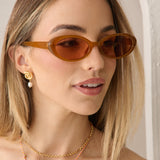 Anderson Oval Frame Sunglasses in Caramel