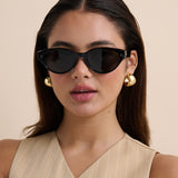 Heaven Oval Frame Sunglasses in Black