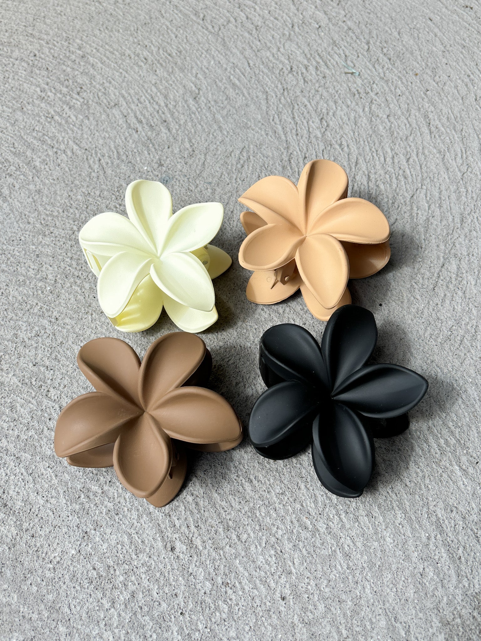 Hibiscus Matte Flower Claw Clips (4col)