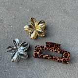 [Restocked] Hibiscus Metal Flower Claw Clips (2col)