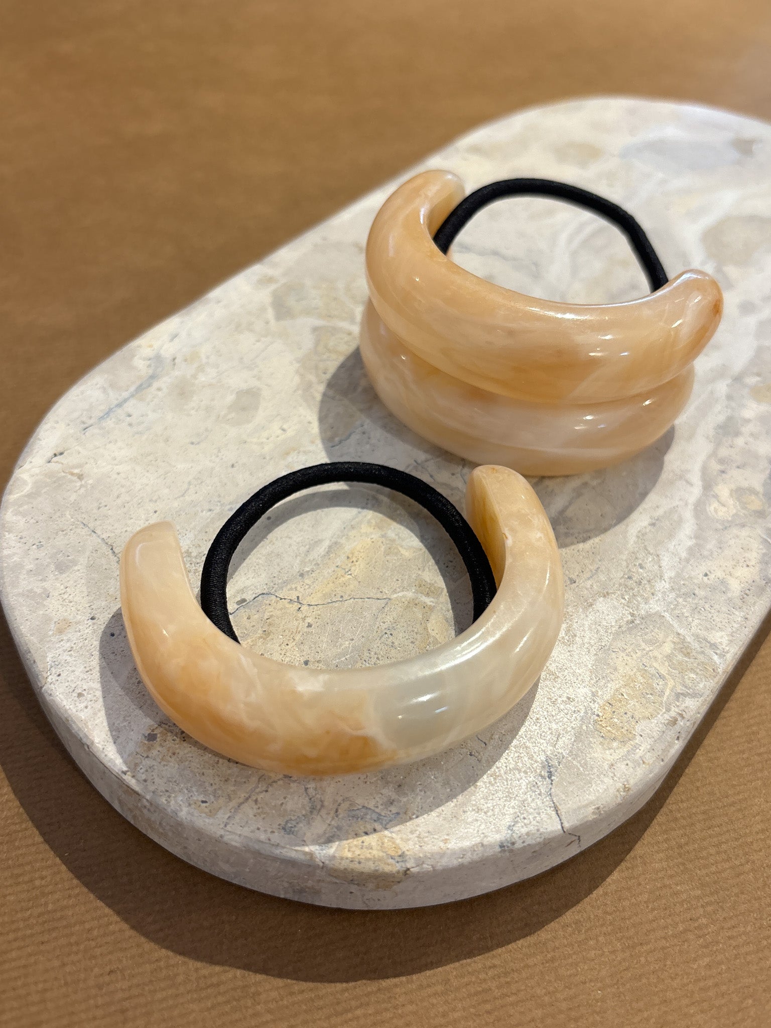 Crescent Resin Hair Cuff Tie (2col)