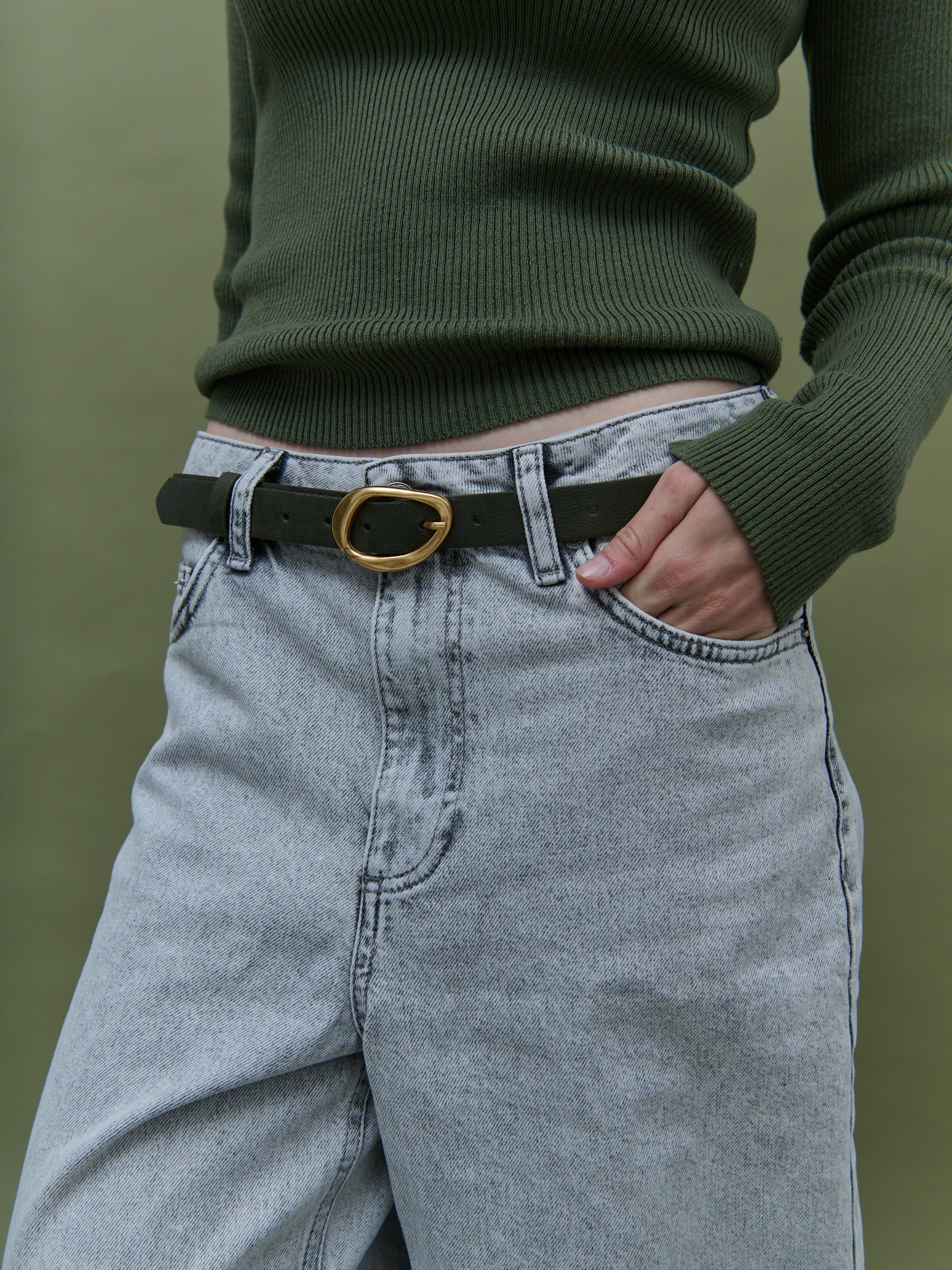 [NEW] Oval Buckle PU Leather Belt in Olive