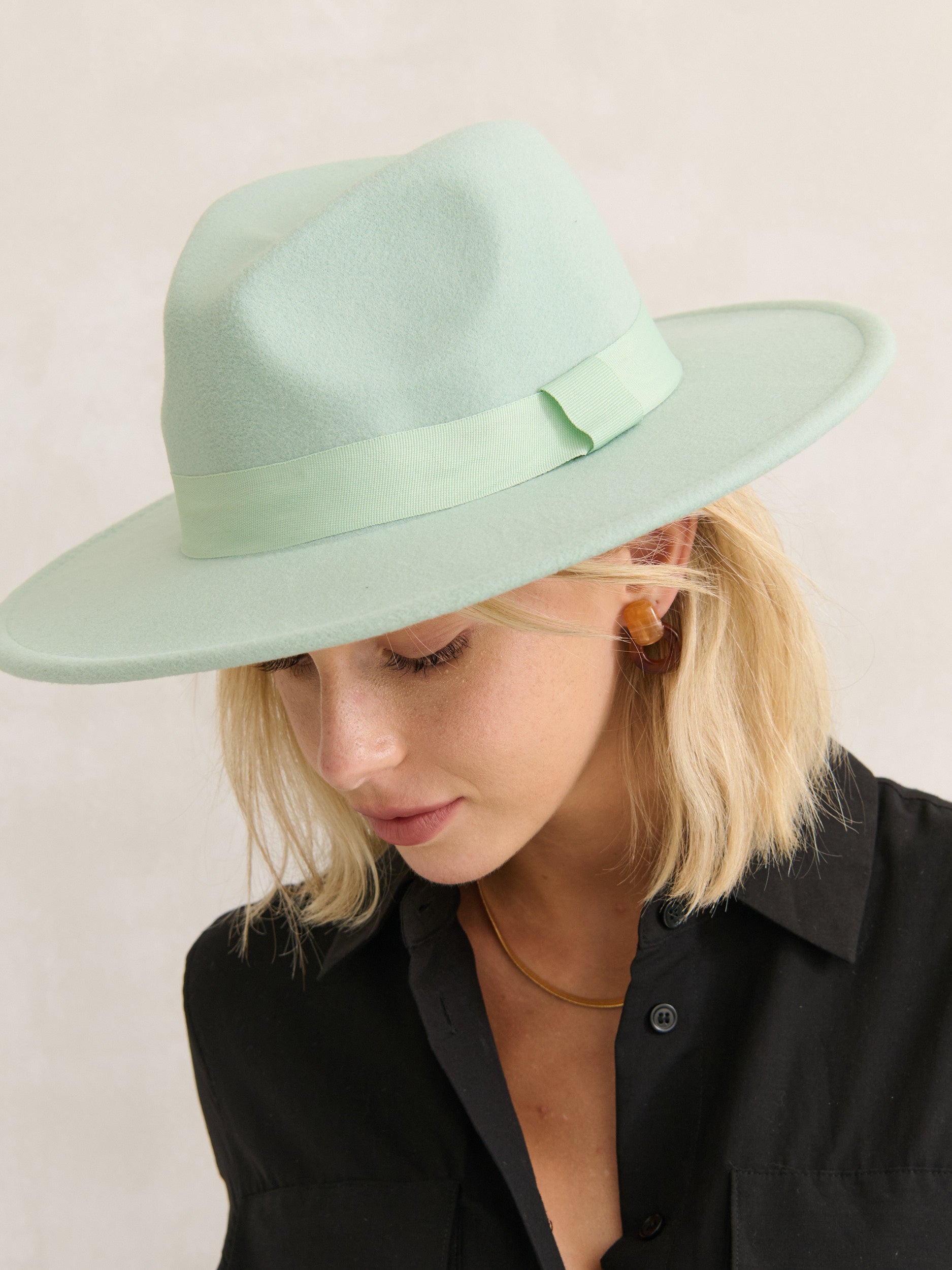 Lia Boho Fedora Felt Hat in Green