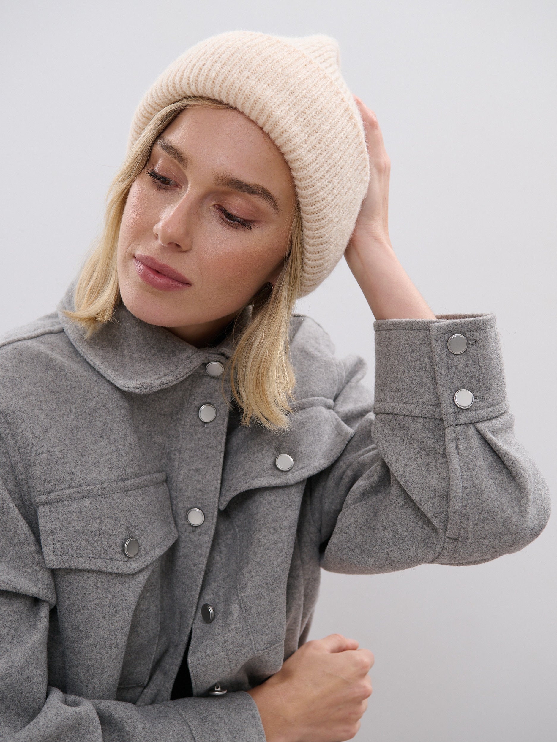 [Sale] Solid Colour Plain Knit Beanie (4colours)