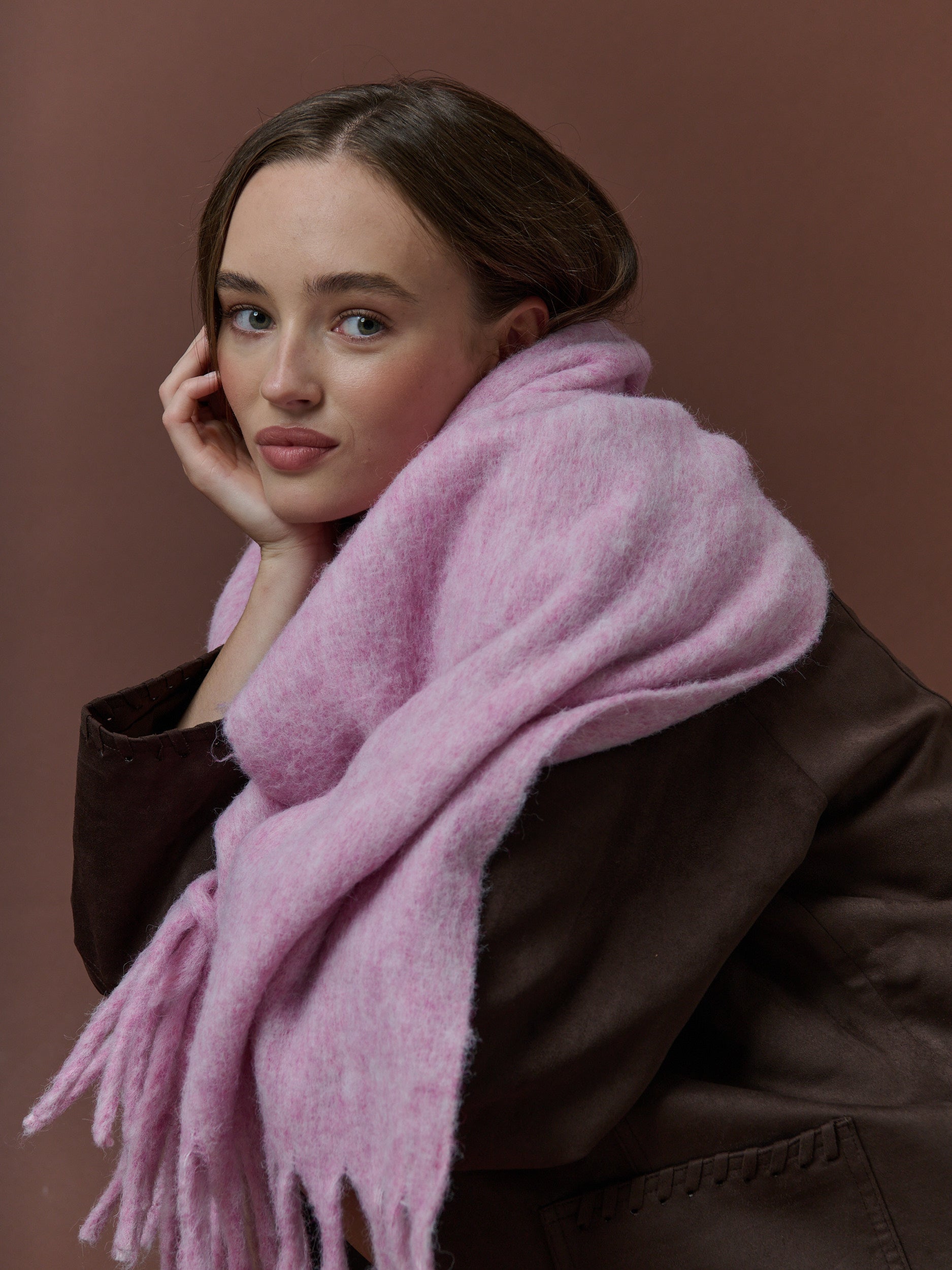 Betty Wool Plain Fluffy Scarf in Pink
