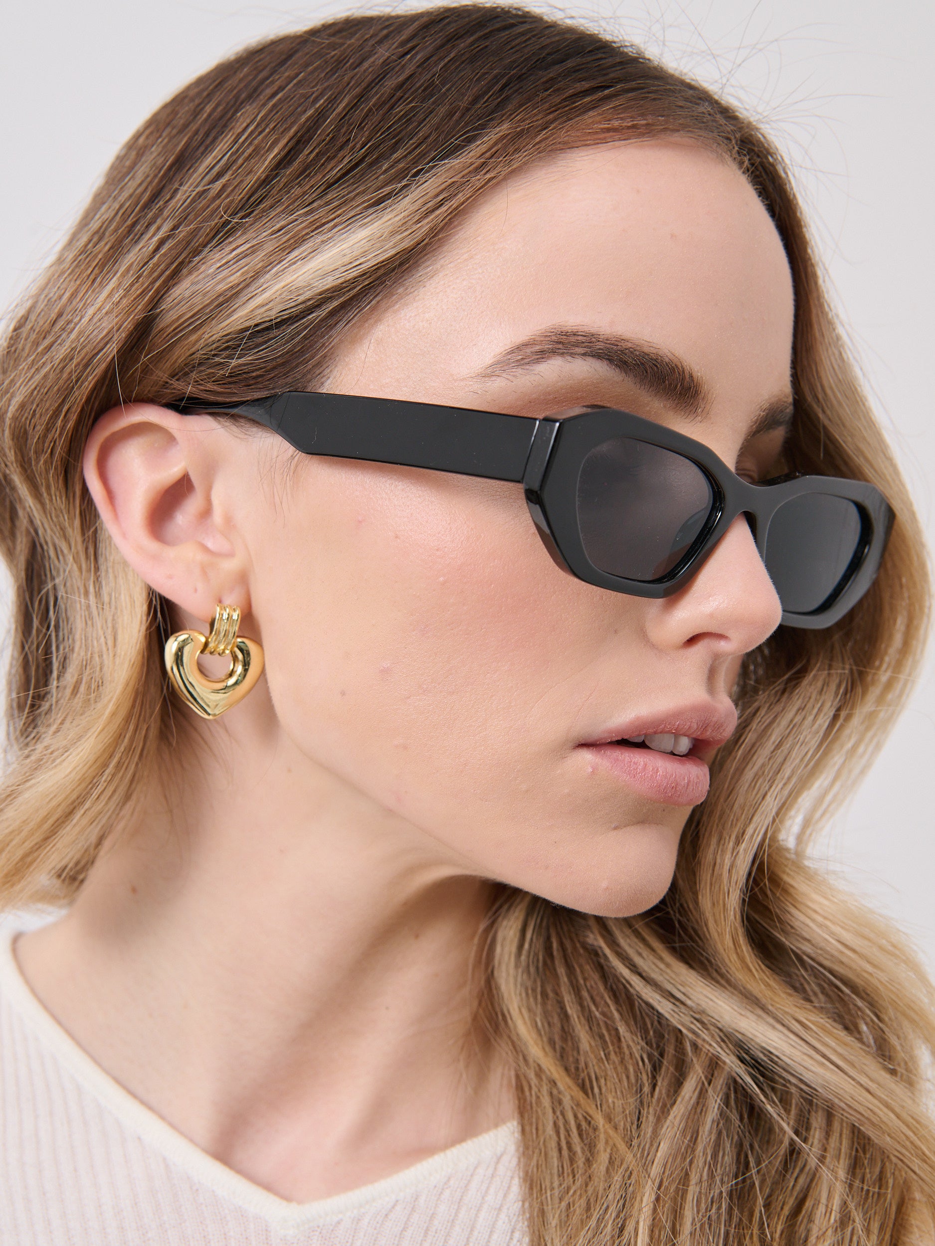 L&S Laila Square Frame Sunglasses in Black