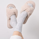 Knotted Fluffy Slippers in White (2SM & 2ML/pack)