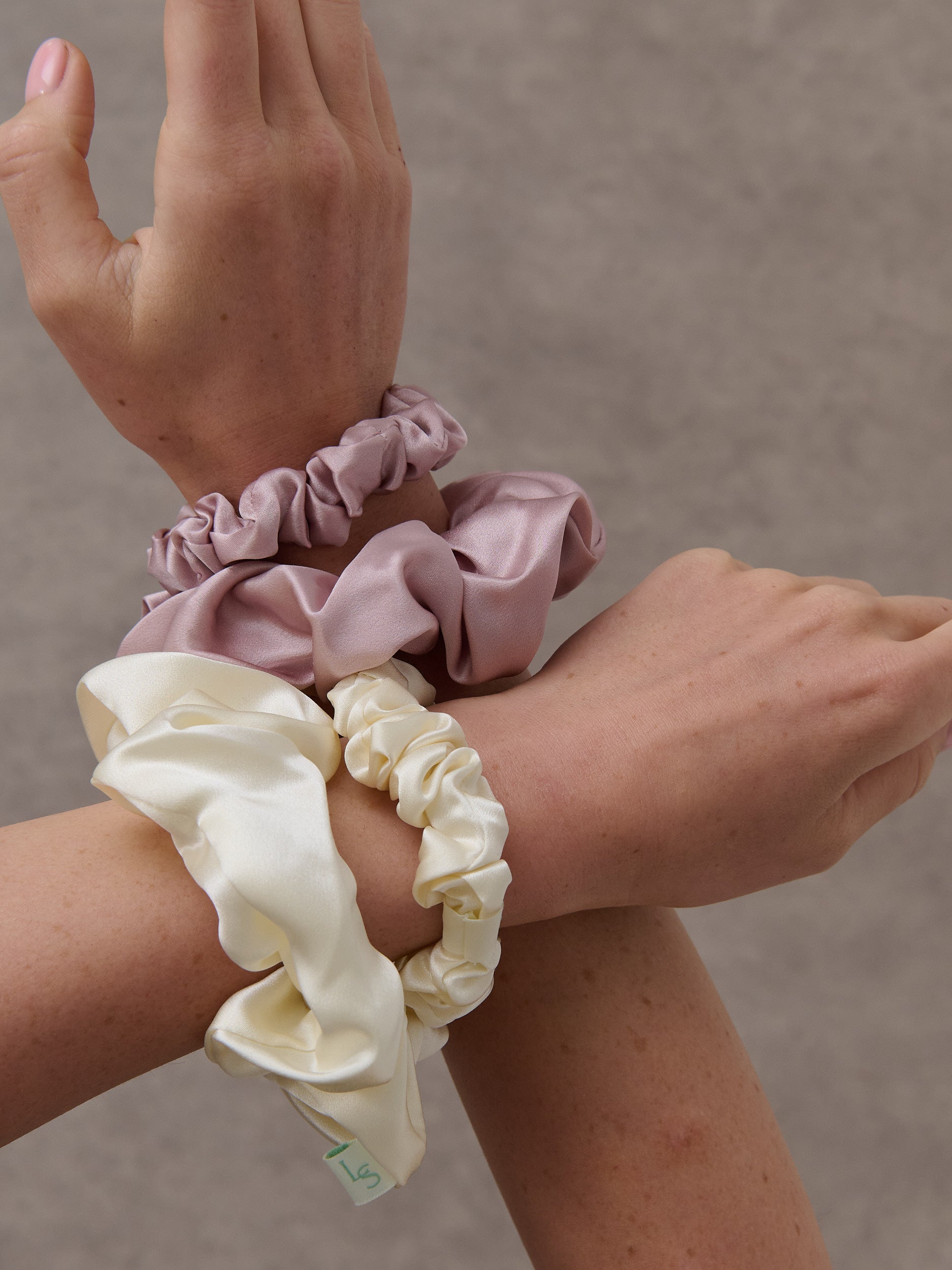 Lustre & Sage Silk Scrunchie in Cream