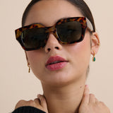 Jollie Angular Sunglasses in Tort