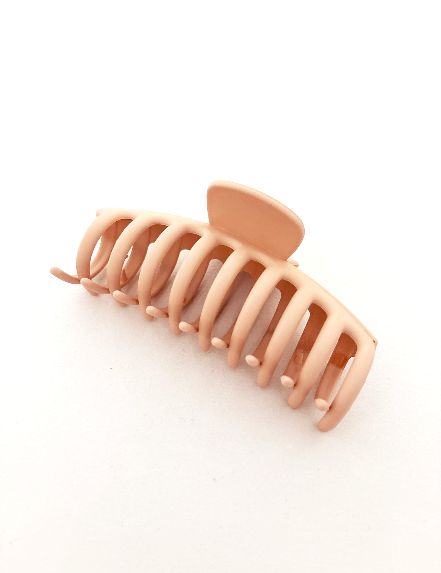 Regina Matte Claw Clip