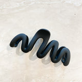 Lune Wavy Matte Claw Clip