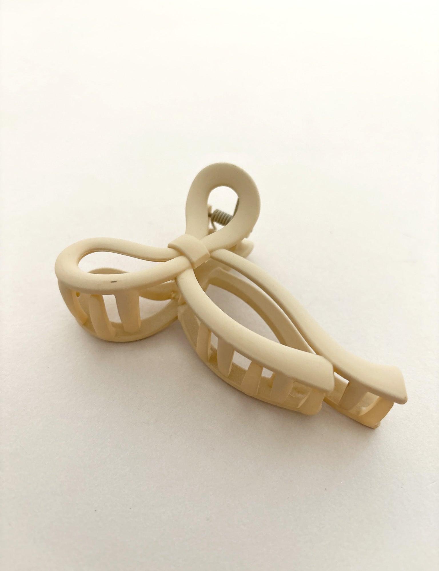 Romy Matte Bow Claw Clips (5col)