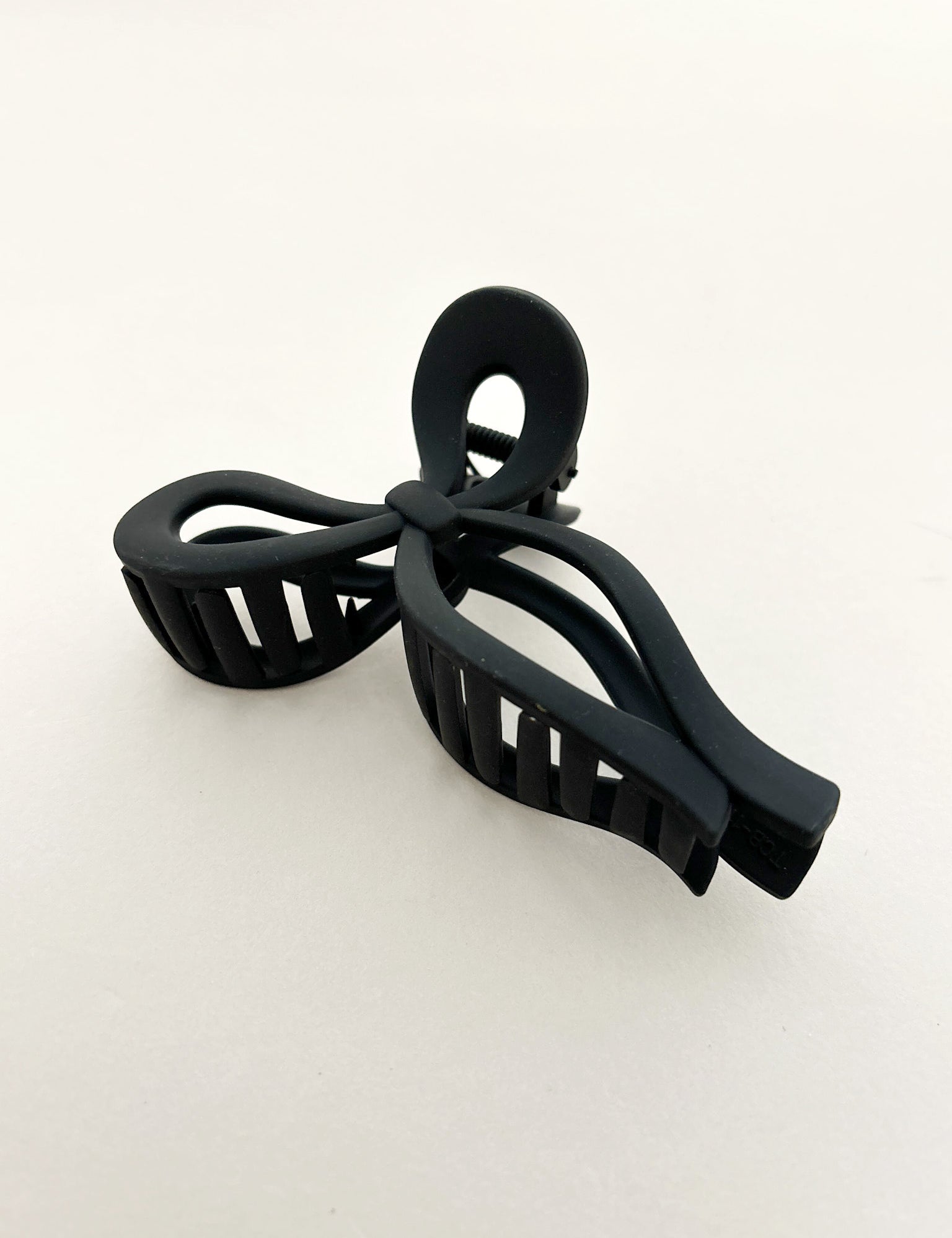 Romy Matte Bow Claw Clips (5col)