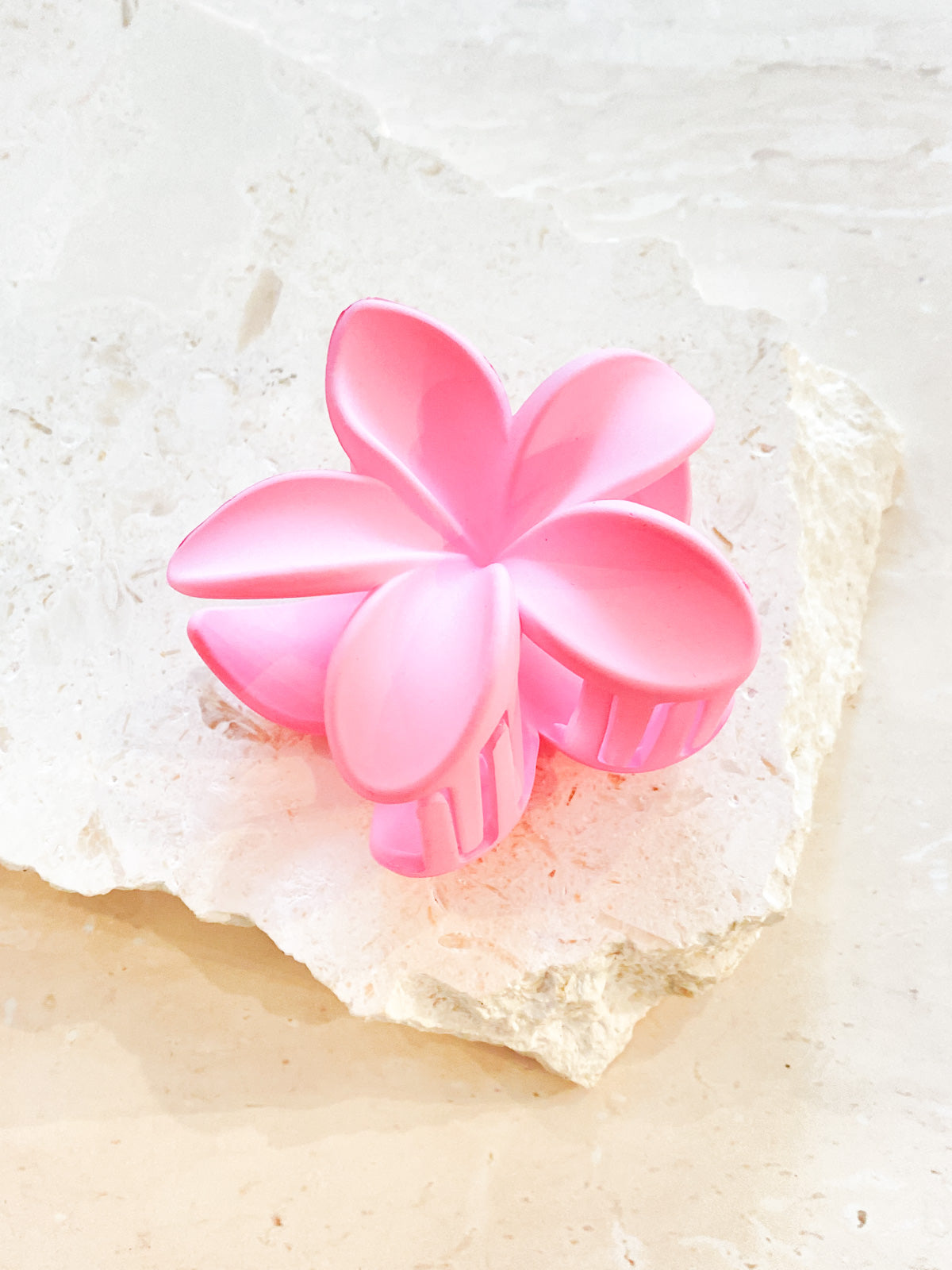 Hibiscus Matte Flower Claw Clips