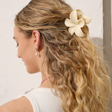 [Restocked] Hibiscus Matte Flower Claw Clips (4col)