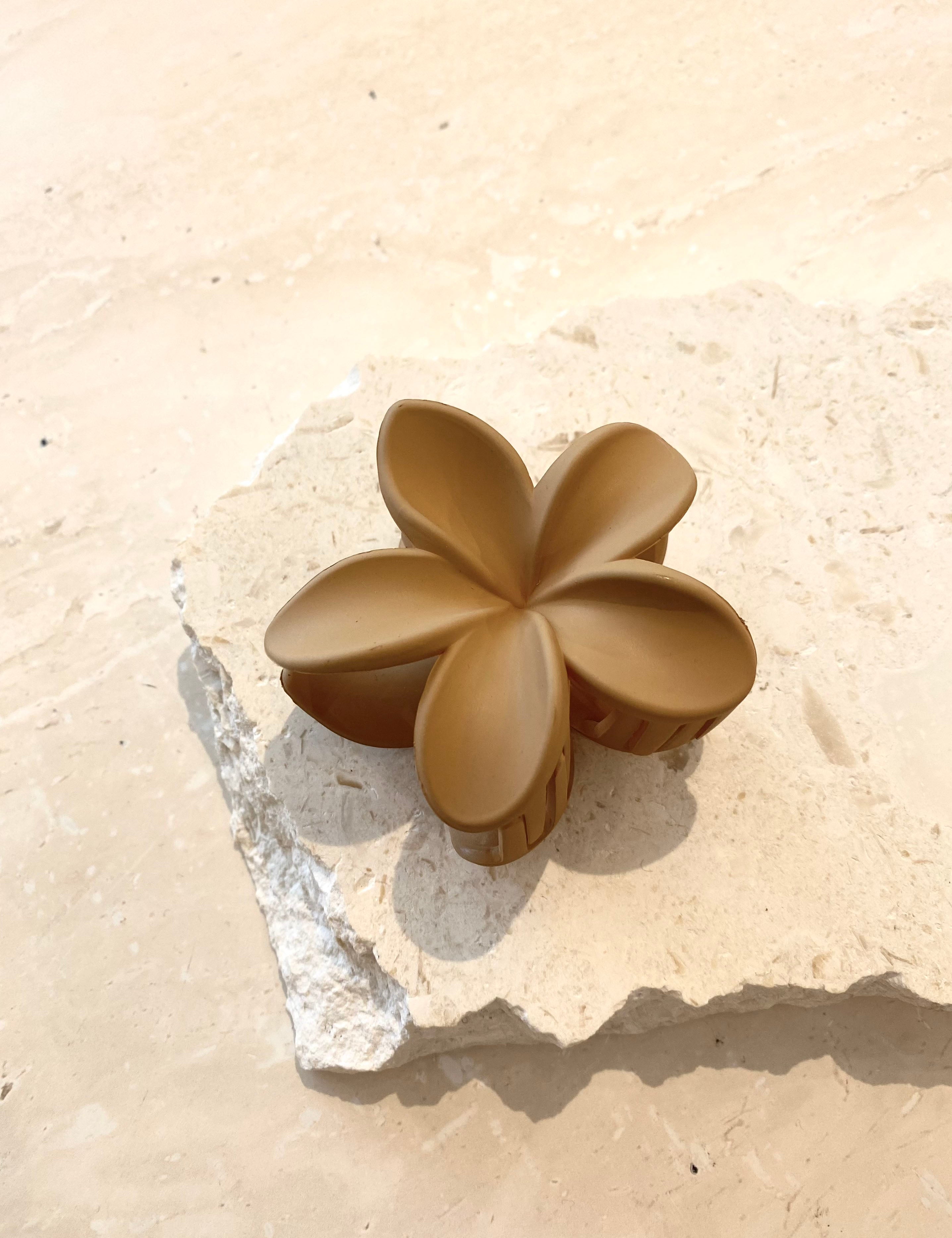[Restocked] Hibiscus Matte Flower Claw Clips (4col)