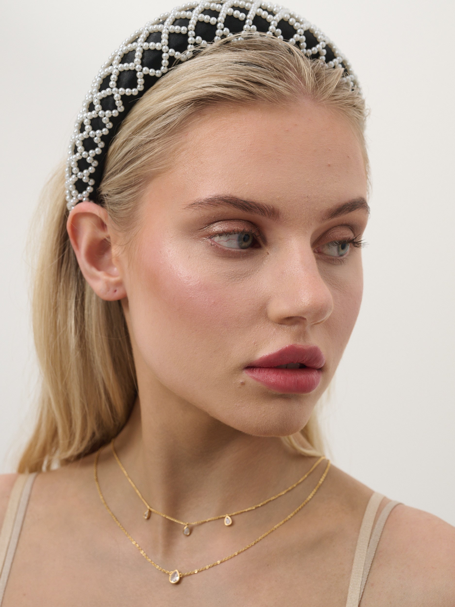 Lia Pearl Statement Headband