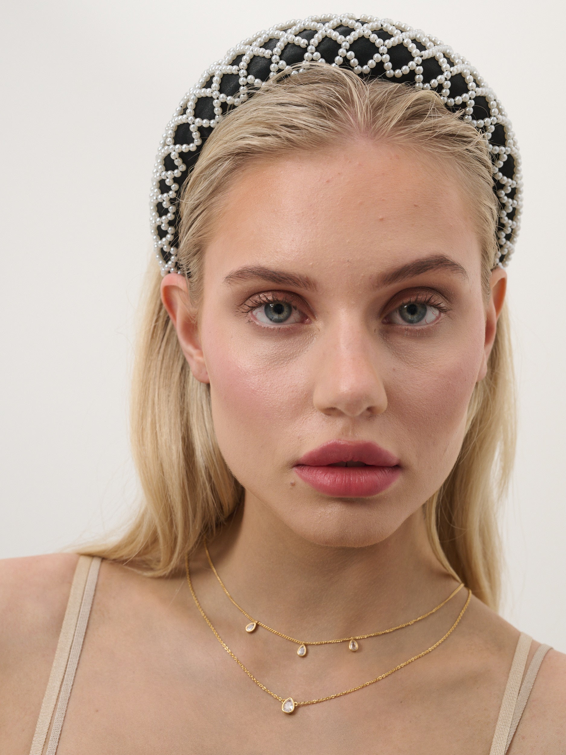 Lia Pearl Statement Headband