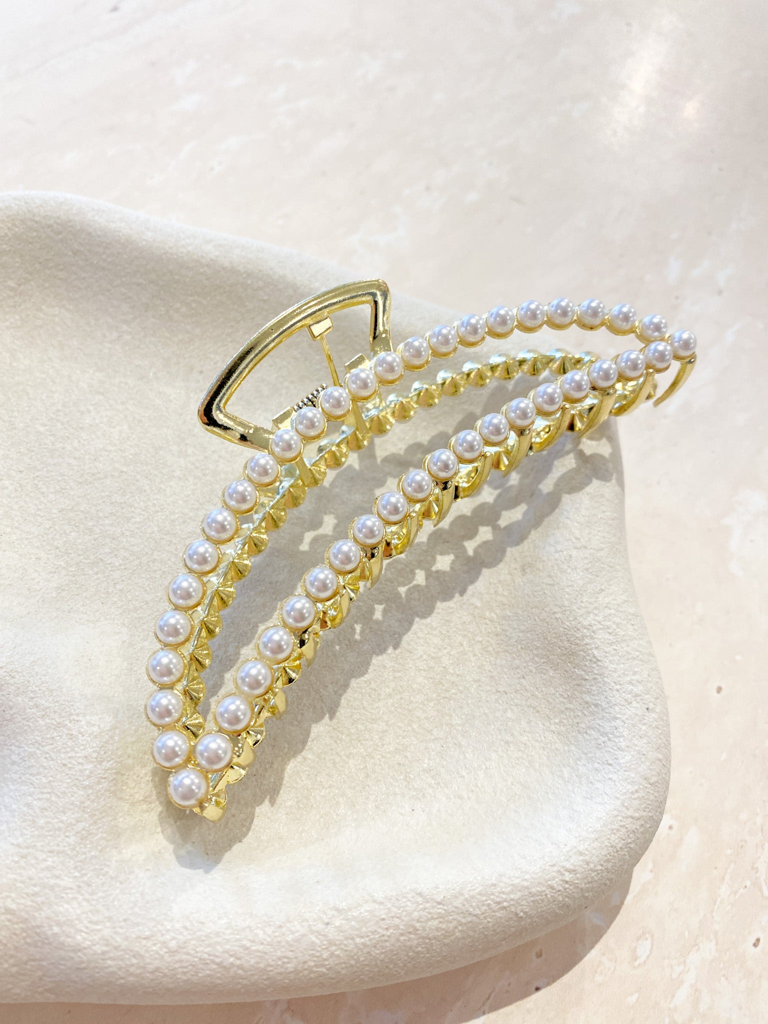 Pearl Gold Metal Claw Clip