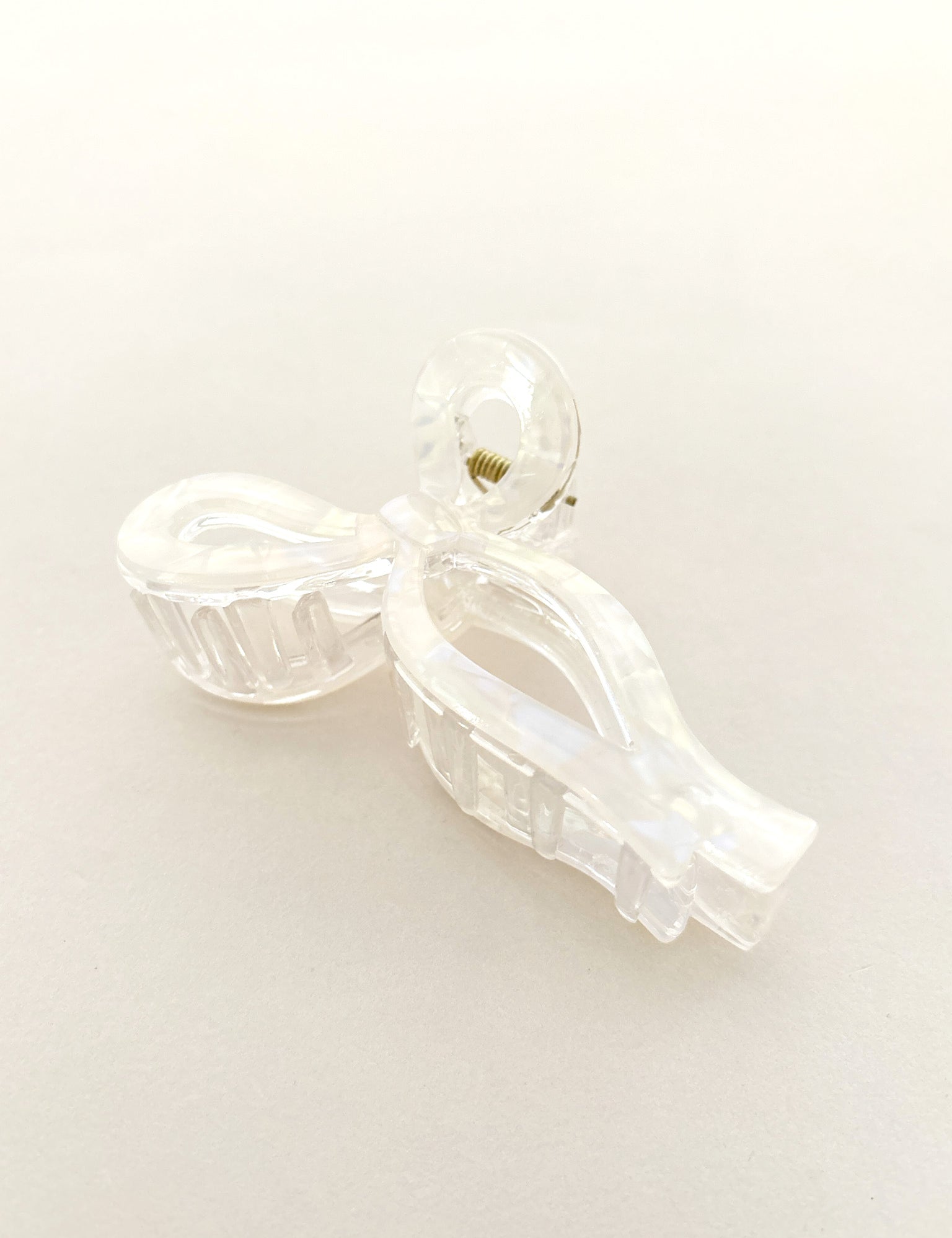 Honey Bow Acrylic Claw Clips