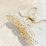 Twist Pearl Hair Claw Clip