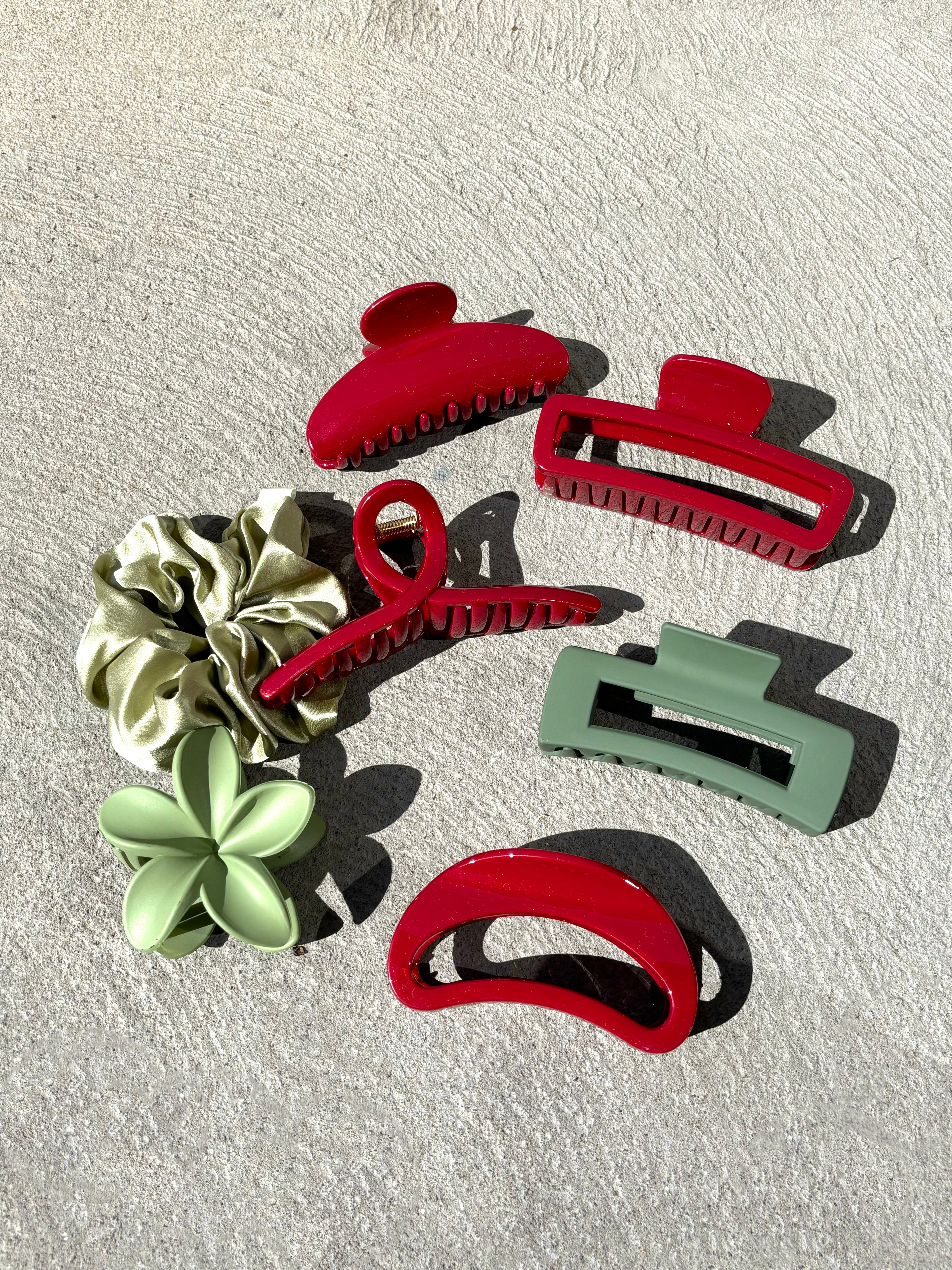 Ruby Christmas Hair Claw Clip