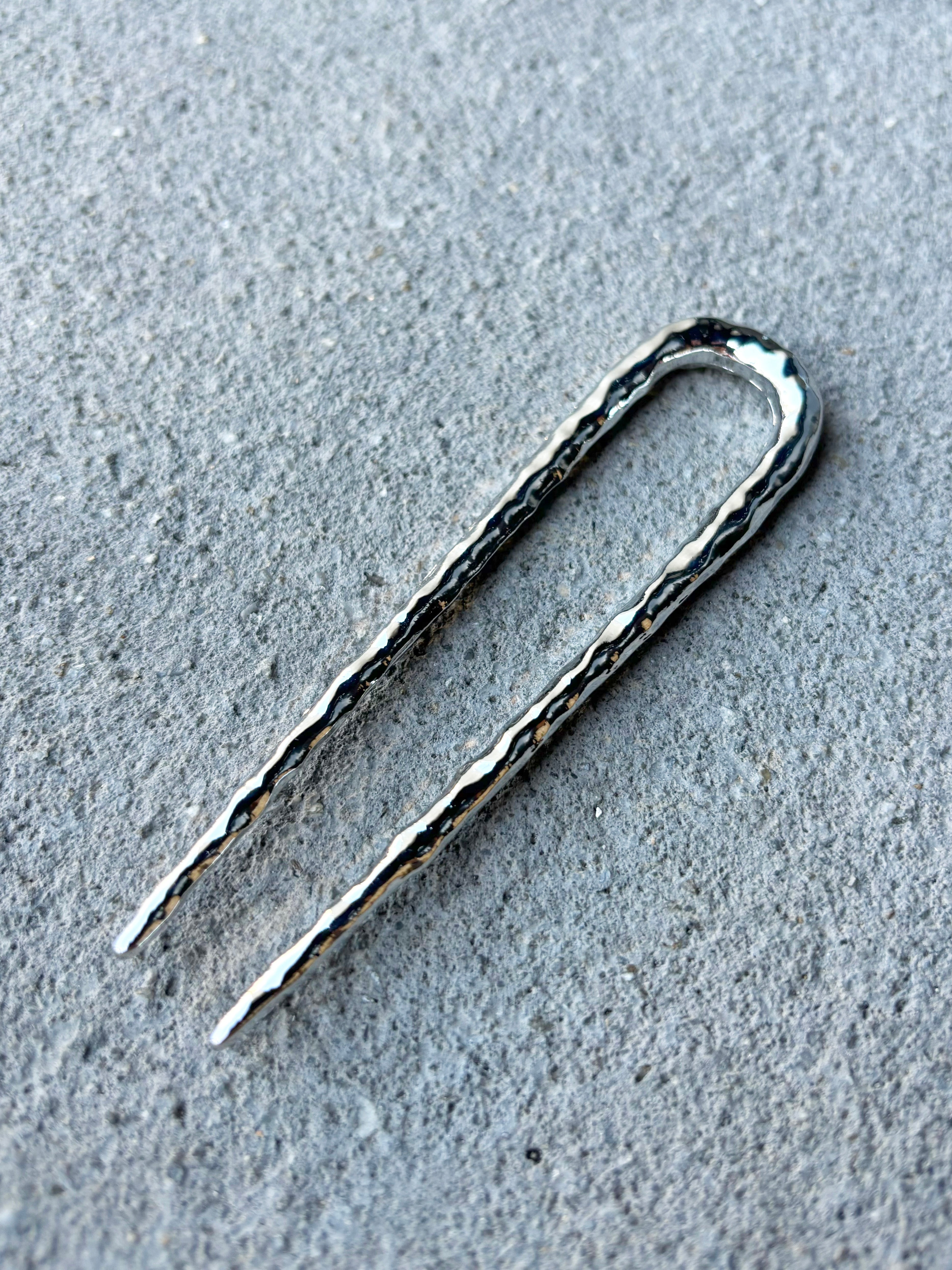 Louise Hammered French Pin in Silver (1pc)