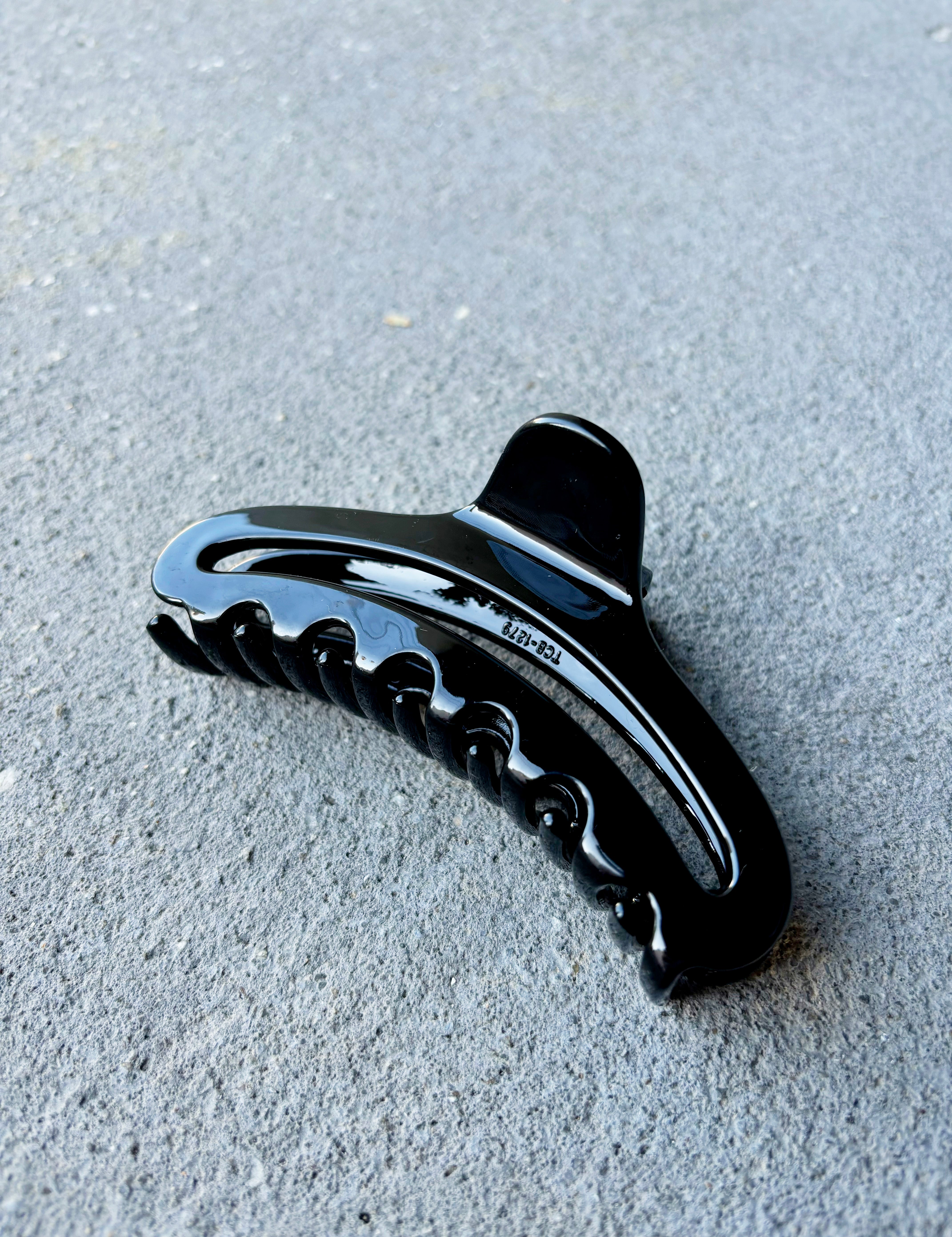 Zen Oval Hair Claw Clips (2col)