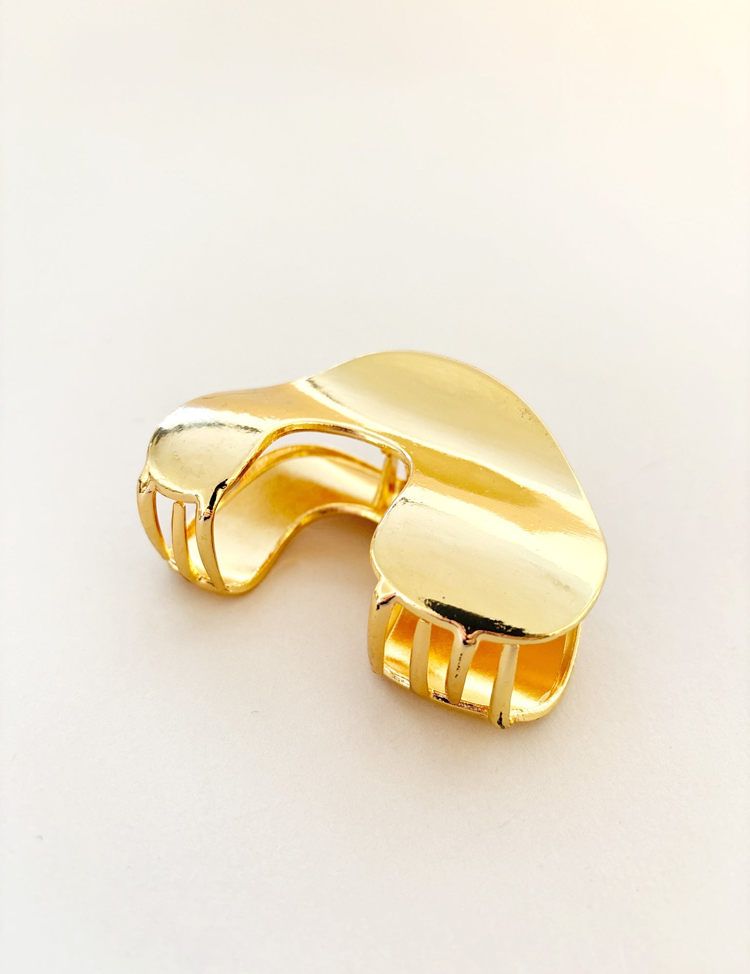 Colette Metal Hair Claw Clips (2col)